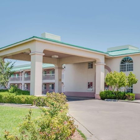 Days Inn By Wyndham Fort Stockton Exterior photo